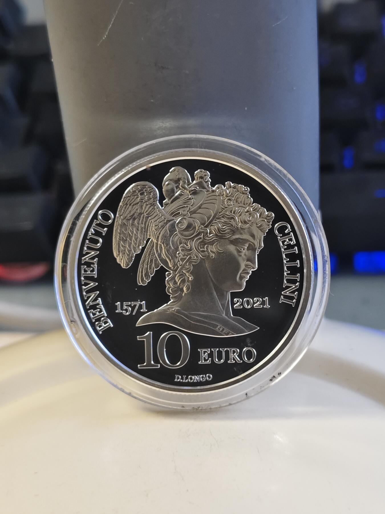 第177期拍卖【长期征集拍品】 圣马力诺2021年雕塑家切利尼逝世450周年银币，925银，22克，有个氧化点