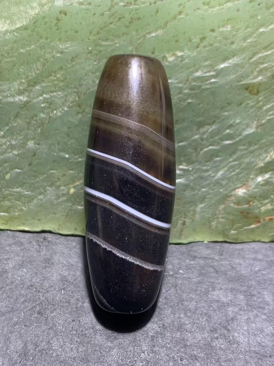 精美天地药师玛瑙桶珠一个