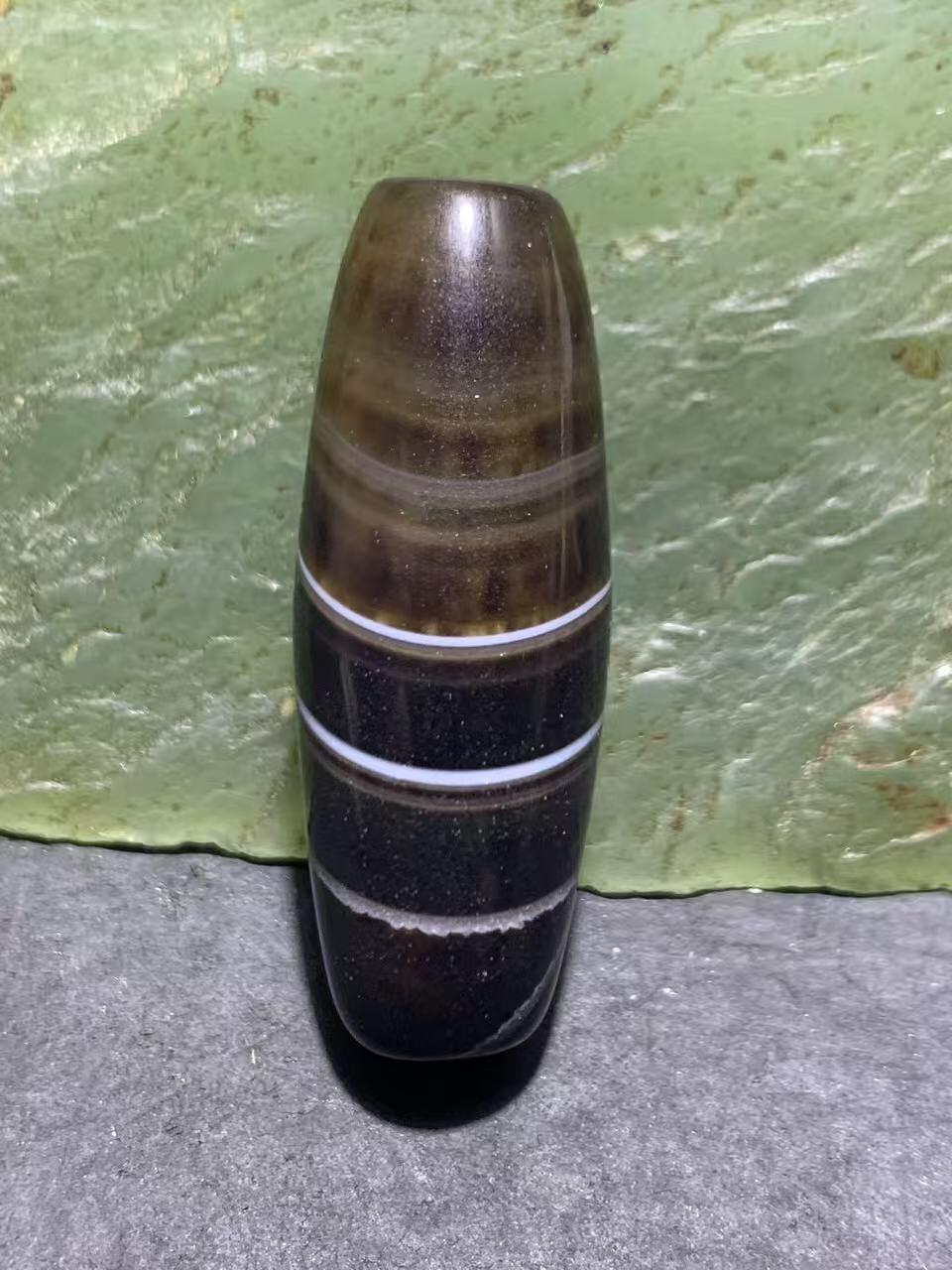 精美天地药师玛瑙桶珠一个