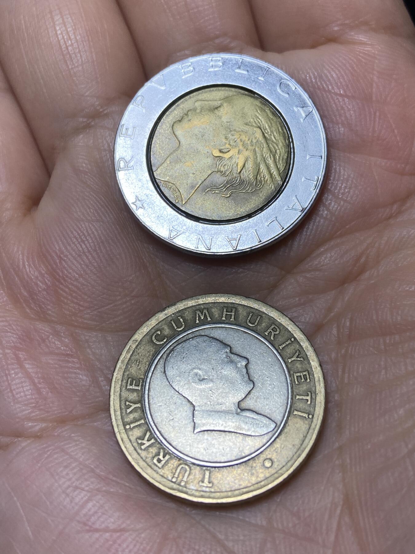 2025年第九十九场(总第一百二十五场）外国好品散币(免佣金) 2枚：意大利🇮🇹1989年500里拉，土耳其🇹🇷2005年50库鲁