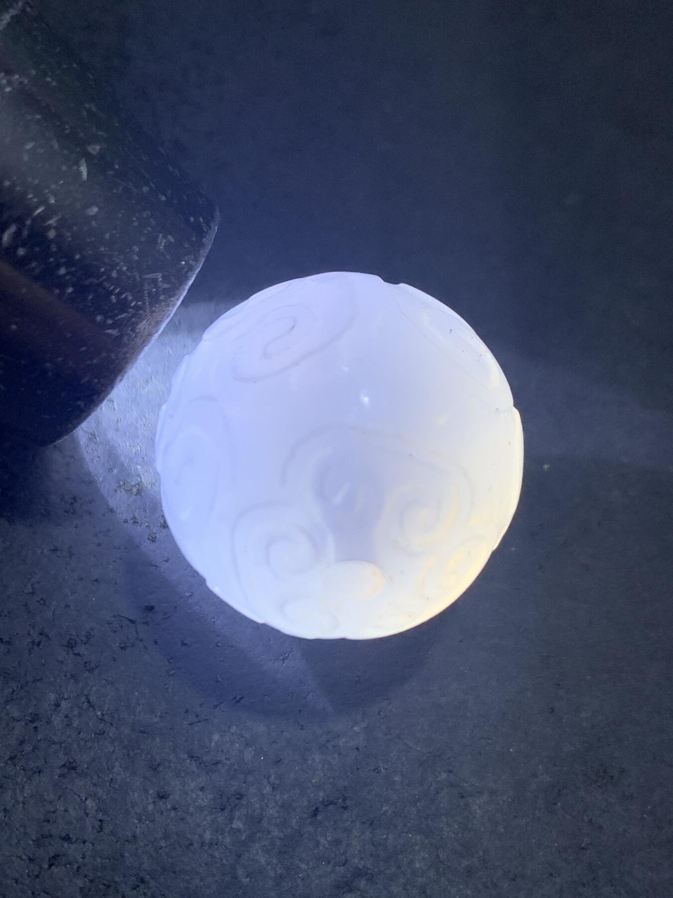 精美稀有紫罗兰高冰荧光润料玛瑙2.0回纹珠一颗，