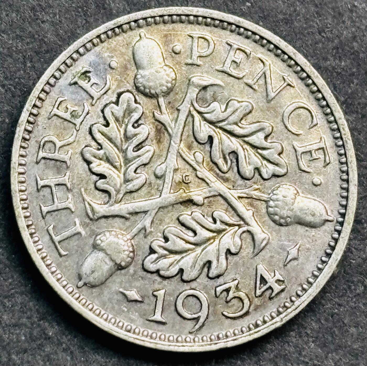 文馨钱币收藏第 274 场，批量银币，散币场 长期接收代拍品 流通美品 1934 年英国乔治五世 3 便士银币，第三版 500 银