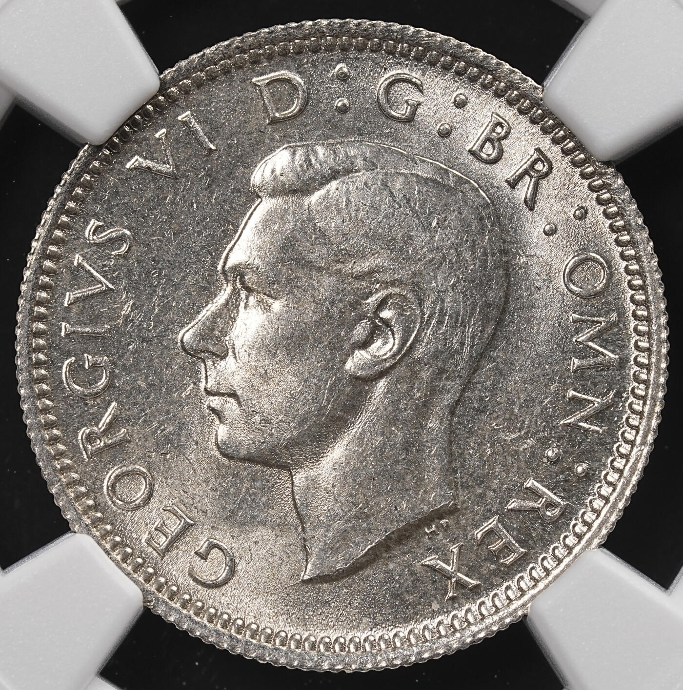 修遠堂世界钱币第八十七期 NGC MS64 1946年英国6便士银币