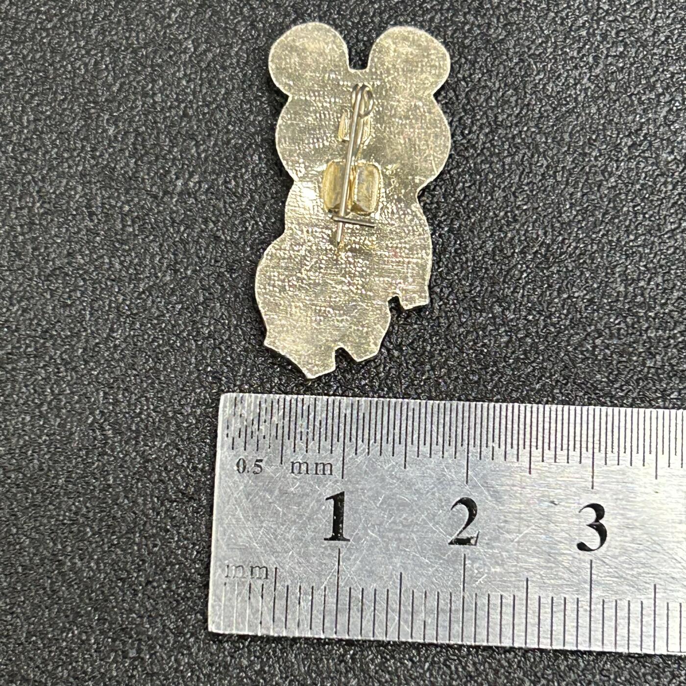 西秦中古拍卖第六十期 苏联1980年莫斯科奥运会吉祥物小熊米莎纪念章