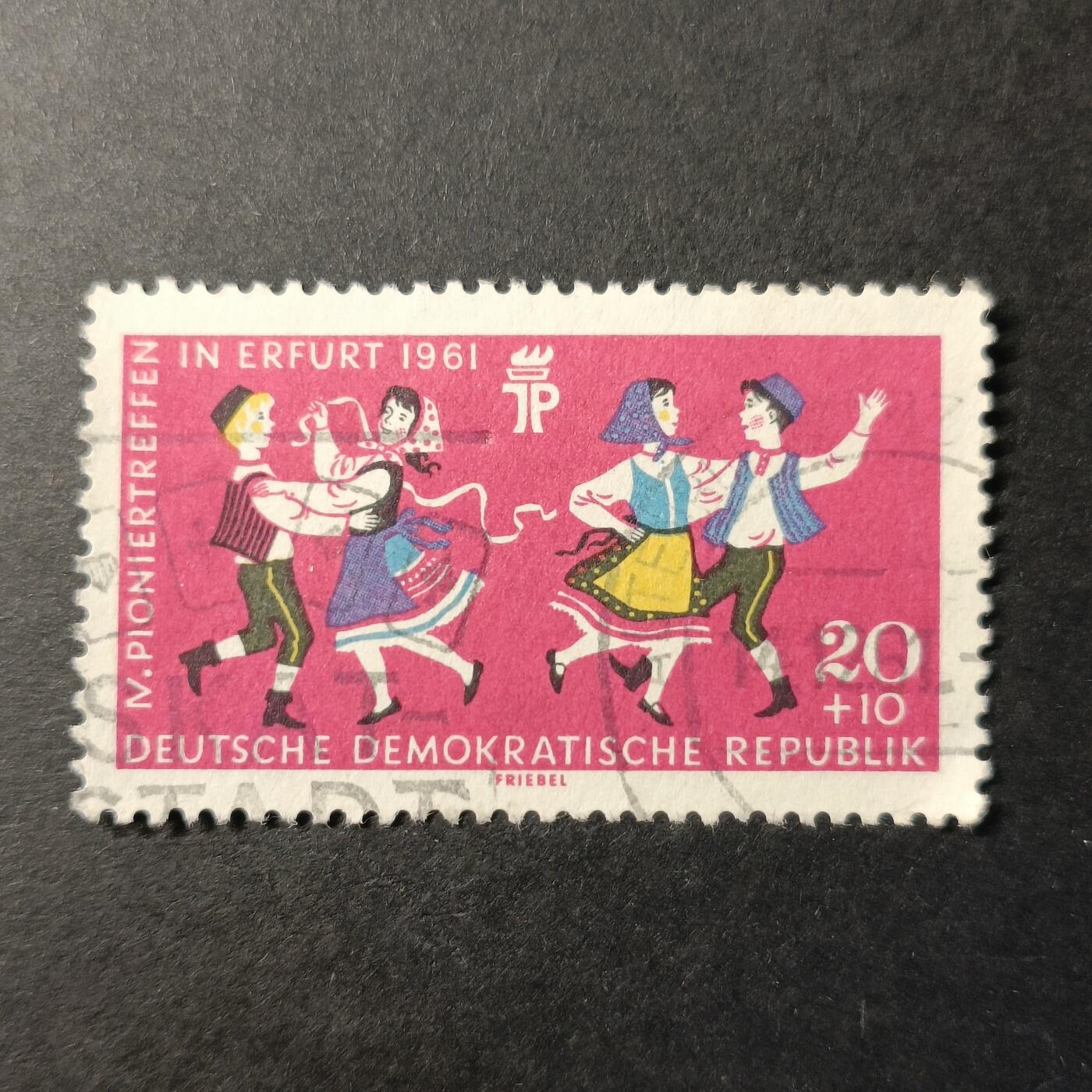 嘉禾收藏    【第336期】            无佣金、可寄存、满30元包邮 德国🇩🇪东德