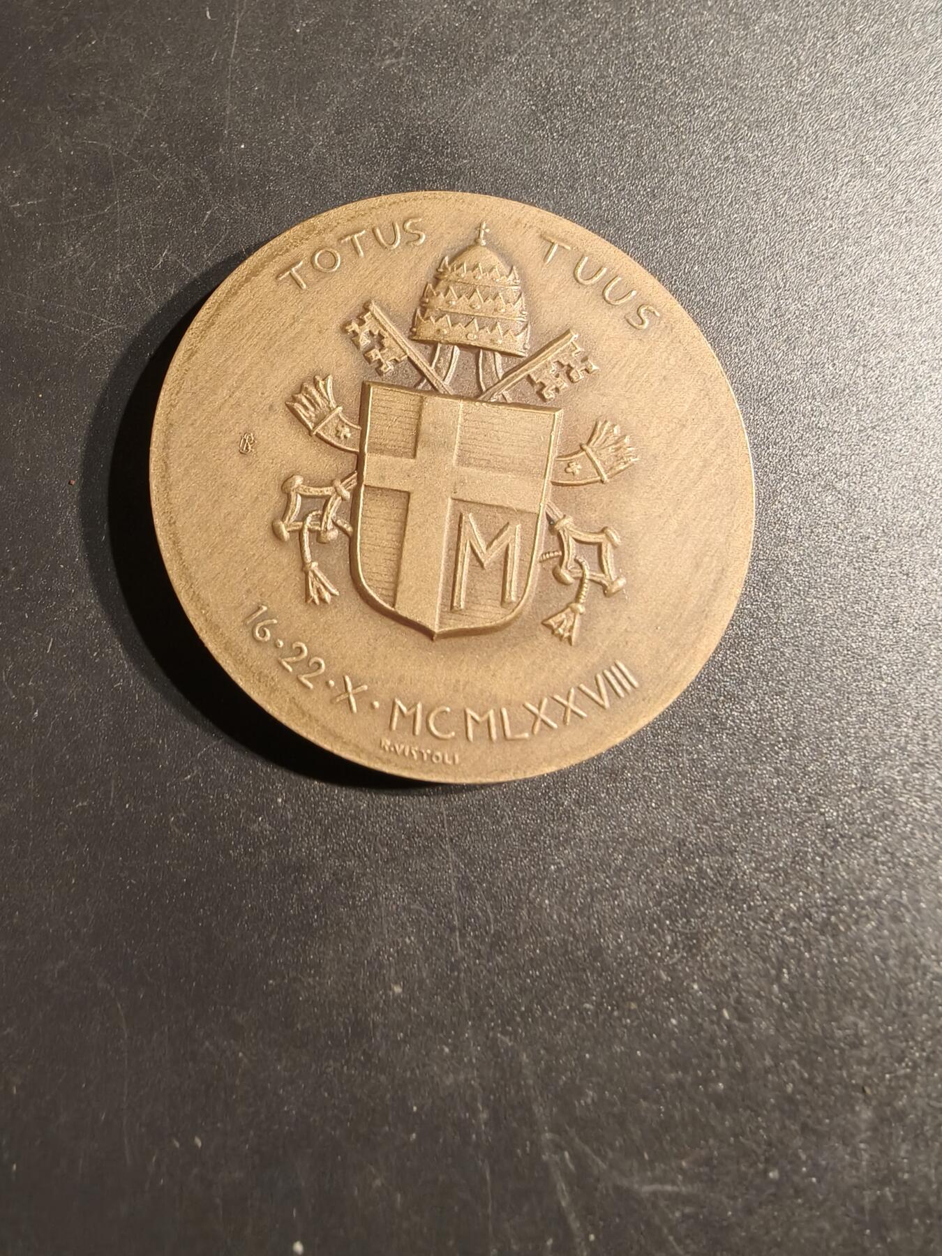 老王徽章第153期 波兰裔教皇约翰保禄二世大铜章   直径43mm.  重量35.4g