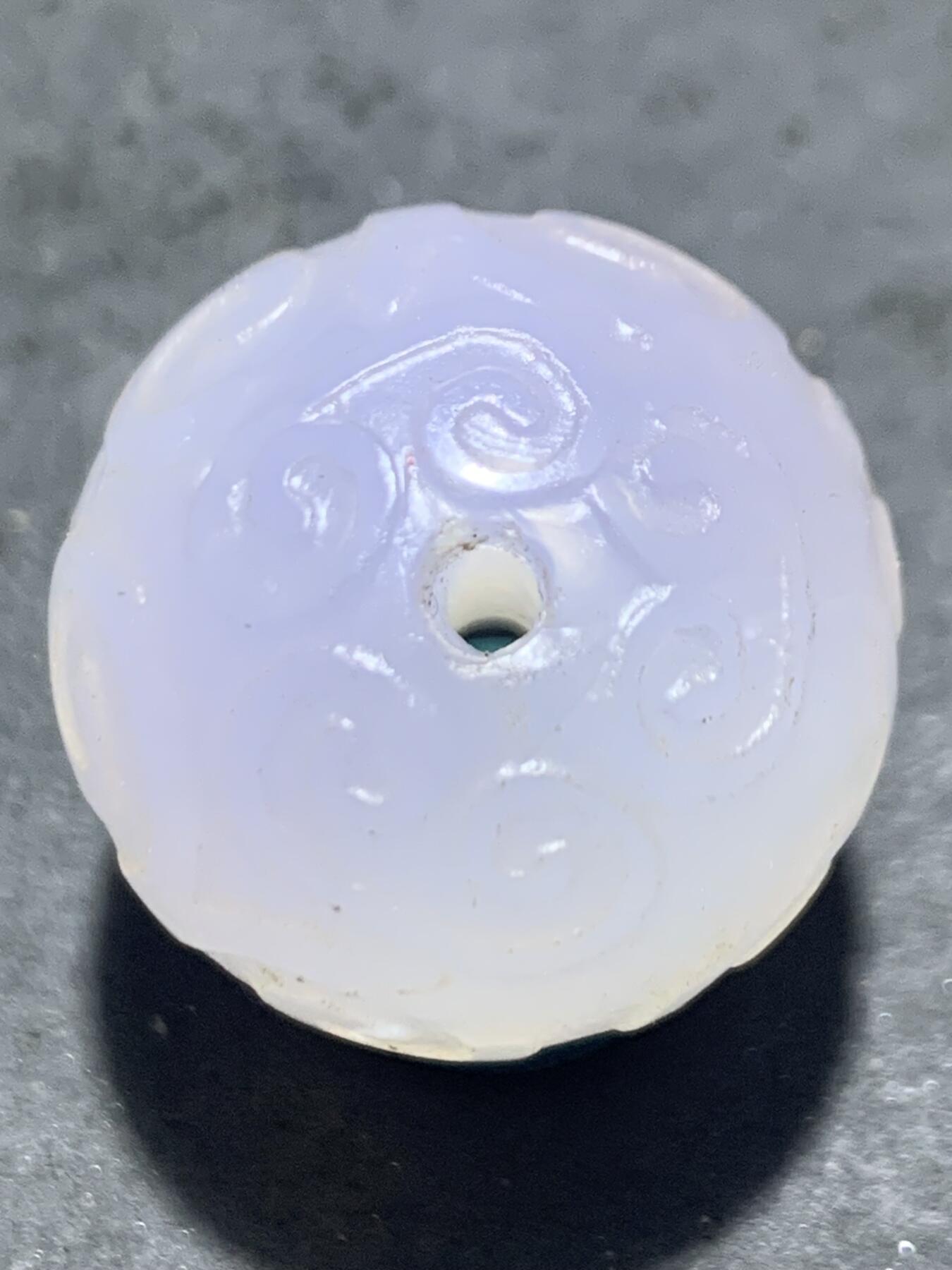 精美稀有紫罗兰高冰荧光润料玛瑙2.0回纹珠一颗，