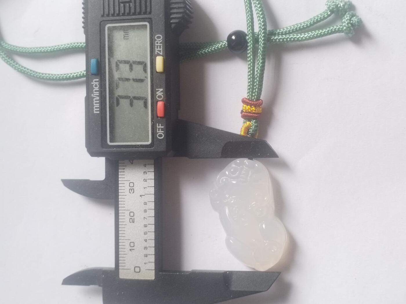 玉石 手串 手镯 手链 玛瑙玉髓挂件。