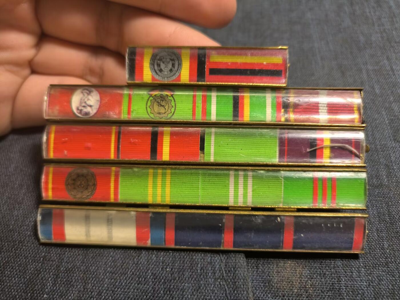 罗岚⭐爱藏⭐精品国庆假期专拍-分享拍场赚佣金 民主德国参与二战功勋人民警官联排-国家荣誉 革命老战士 人民军二十周年 荣誉警察勋章等