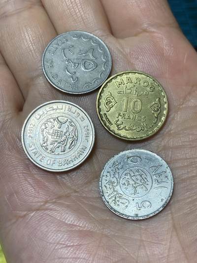 2025年第一百零一场(总第一百二十七场）外国好品散币(免佣金) - 散币4枚：卡塔尔🇶🇦1981年25费尔，巴林🇧🇭1992年25费尔，摩洛哥1952年10法郎，沙特阿拉伯1979年5哈拉拉(哈立德国王时期)