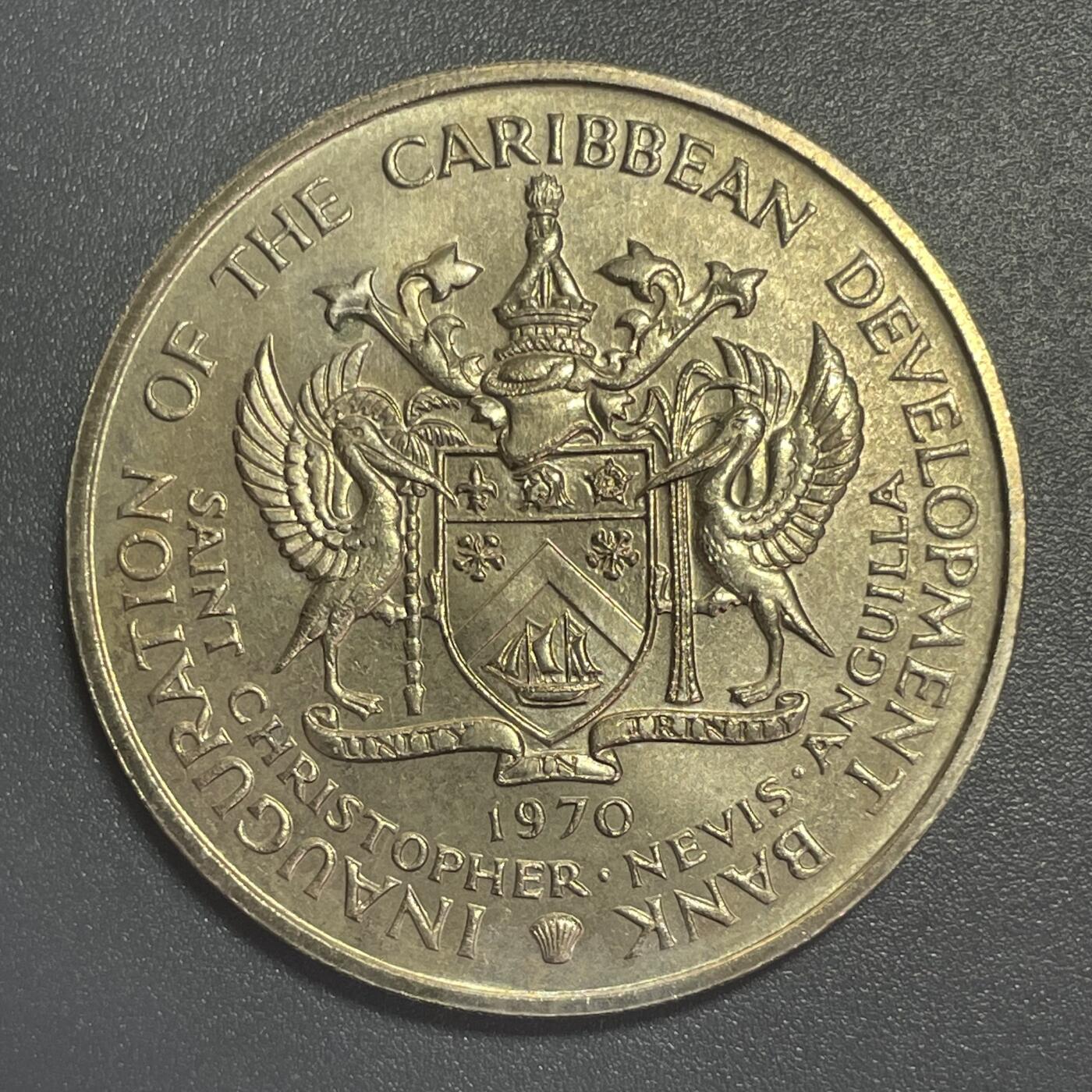 双节特辑1001 圣基茨和尼维斯联邦1970年香蕉币4元FAO纪念币 38.5mm