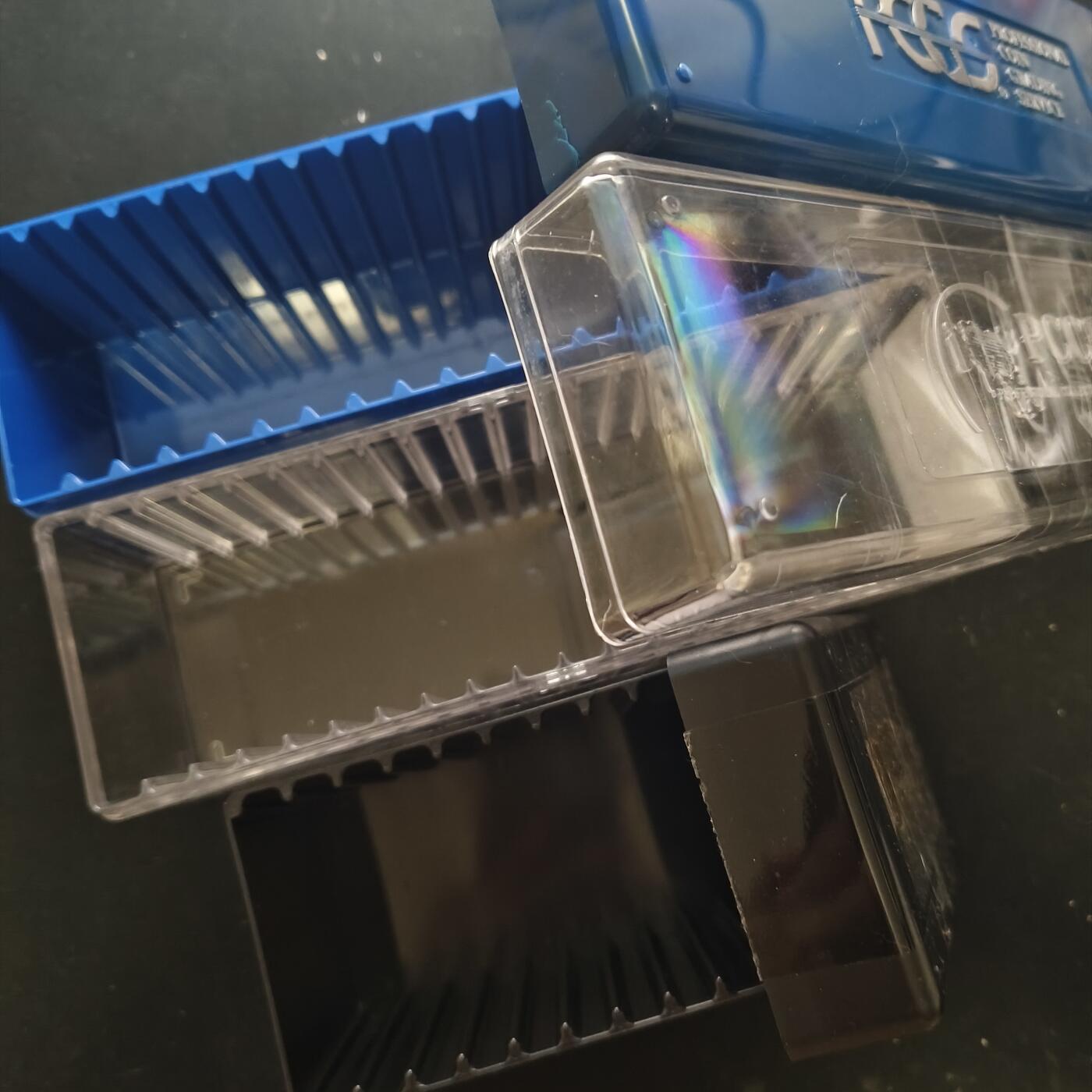 【全场包邮】纯粹捡漏拍465场 【收藏工具】PCGS评级币收藏盒大小各1+PCCB评级币收藏盒大1-共计可放50枚