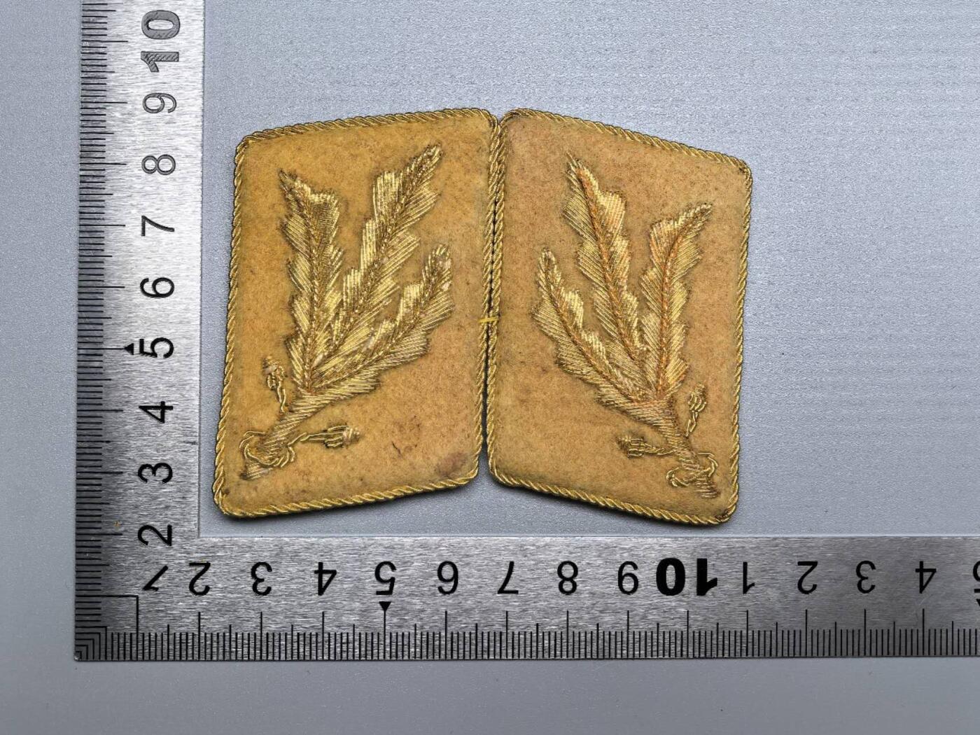 小驴勋章奖章收藏10月3日晚6点庆国庆迎中秋拍卖（收有偿代拍，送拍规则在简介最后，参拍须阅读规则后再参拍，关系到运费包装发货时效真假辨别等关键信息，店主微信码在最后一拍品，4号发货晚付款得节后发） 得三宪兵军官领章，无法断代，须自辨