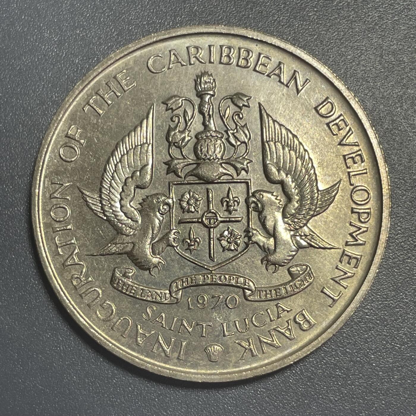 双节特辑1001 圣卢西亚🇱🇨 1970年香蕉币4元FAO纪念币 38.5MM