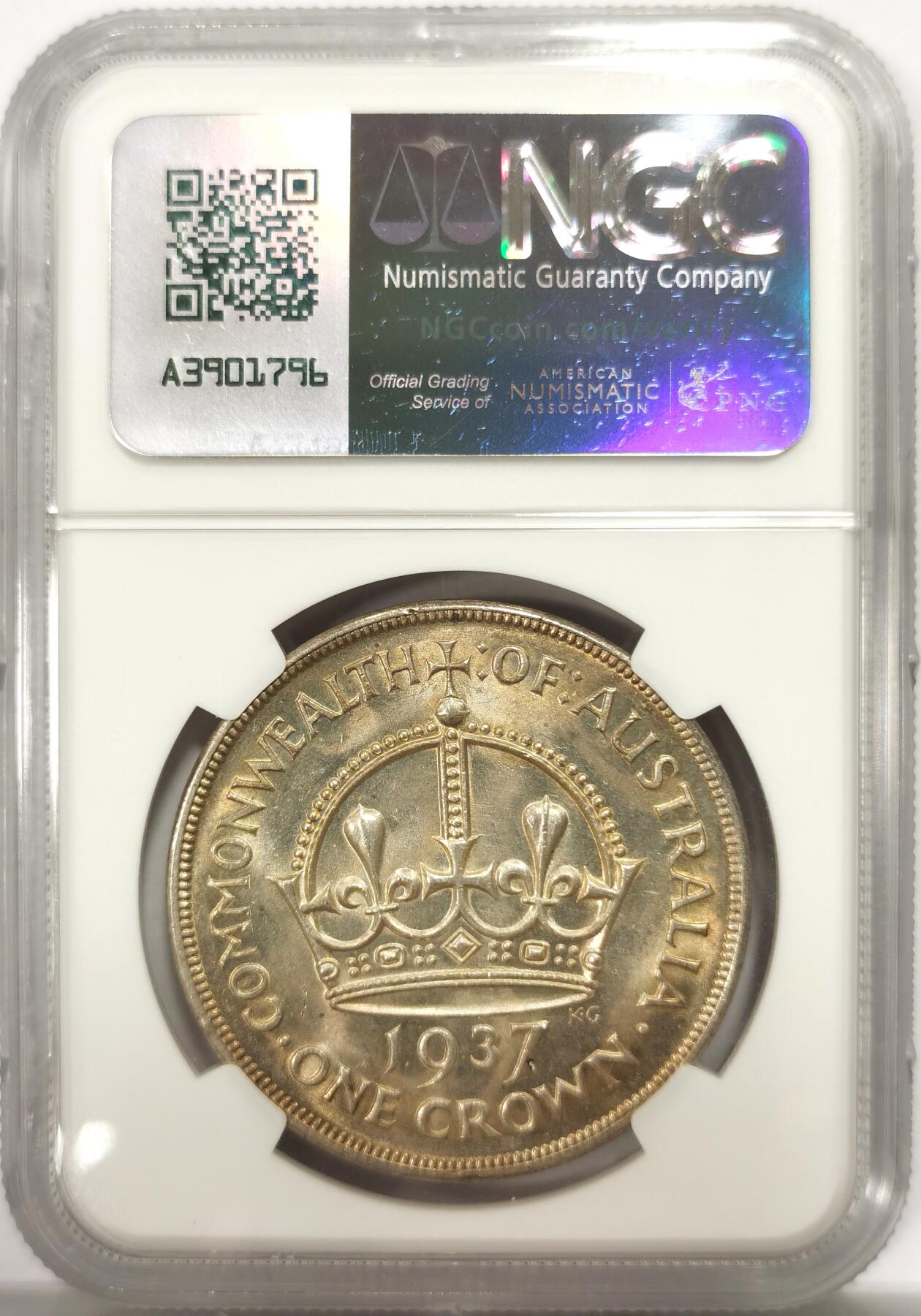 博洋堂世界钱币拍卖第142期（全场包邮） NGC MS62 澳大利亚1937年乔治六世大皇冠1克朗银币，直径38.2mm，重28.2g，92.5%银。原汁原味黄油彩老包浆，包浆醇厚，转光强烈细节优秀，状态极佳。