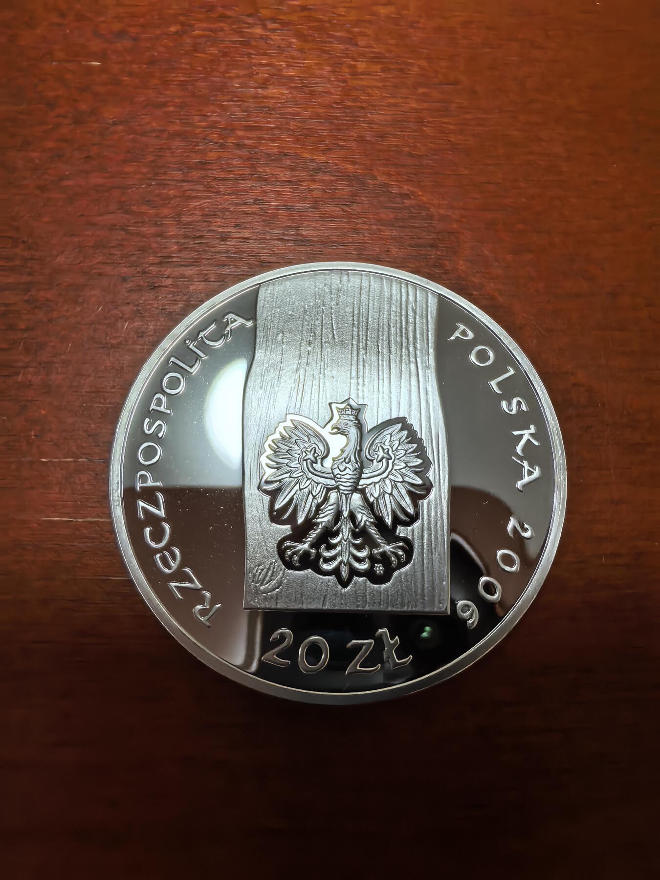 长老汇蛇年精选第五十五场拍卖 2006波兰哈佐维教堂20兹罗提彩色精制银币，28.47克925银