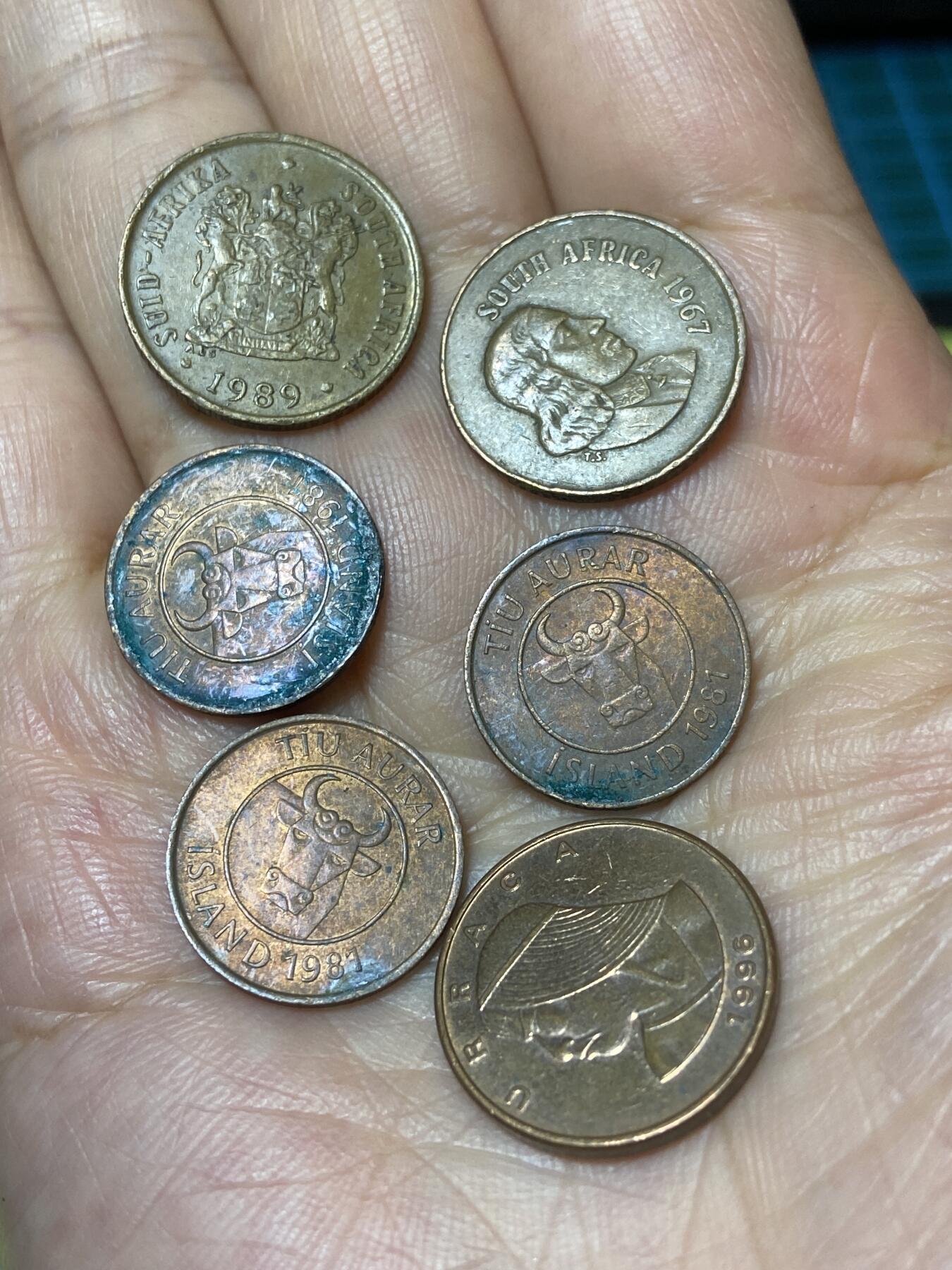 2025年第一百零一场(总第一百二十七场）外国好品散币(免佣金) 青铜散币6枚：南非🇿🇦1967年1989年1分，冰岛🇮🇸1981年10奥拉，巴拿马🇵🇦1996年1分