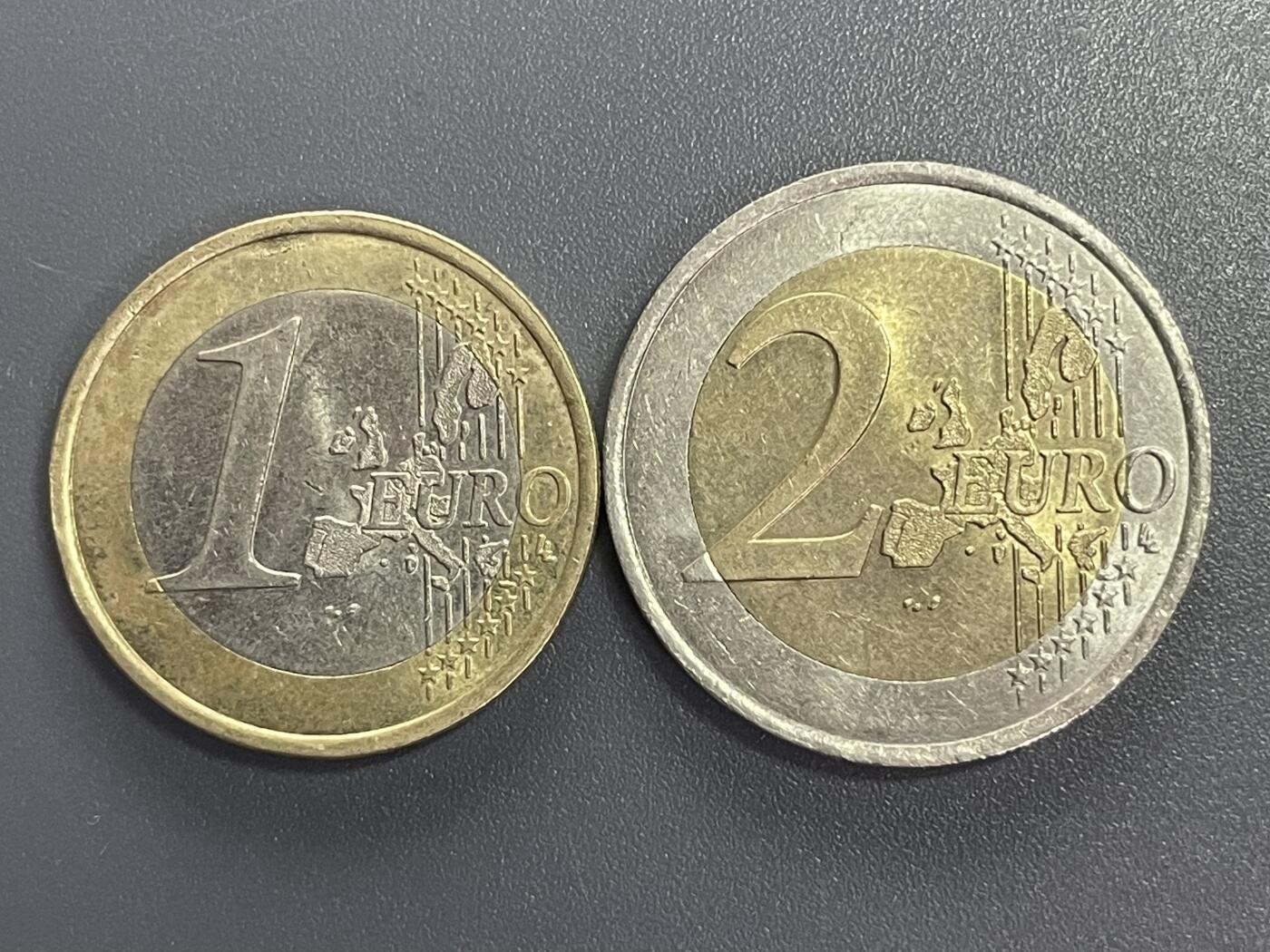 回流1001-2 法国1、2欧元双金属币两枚