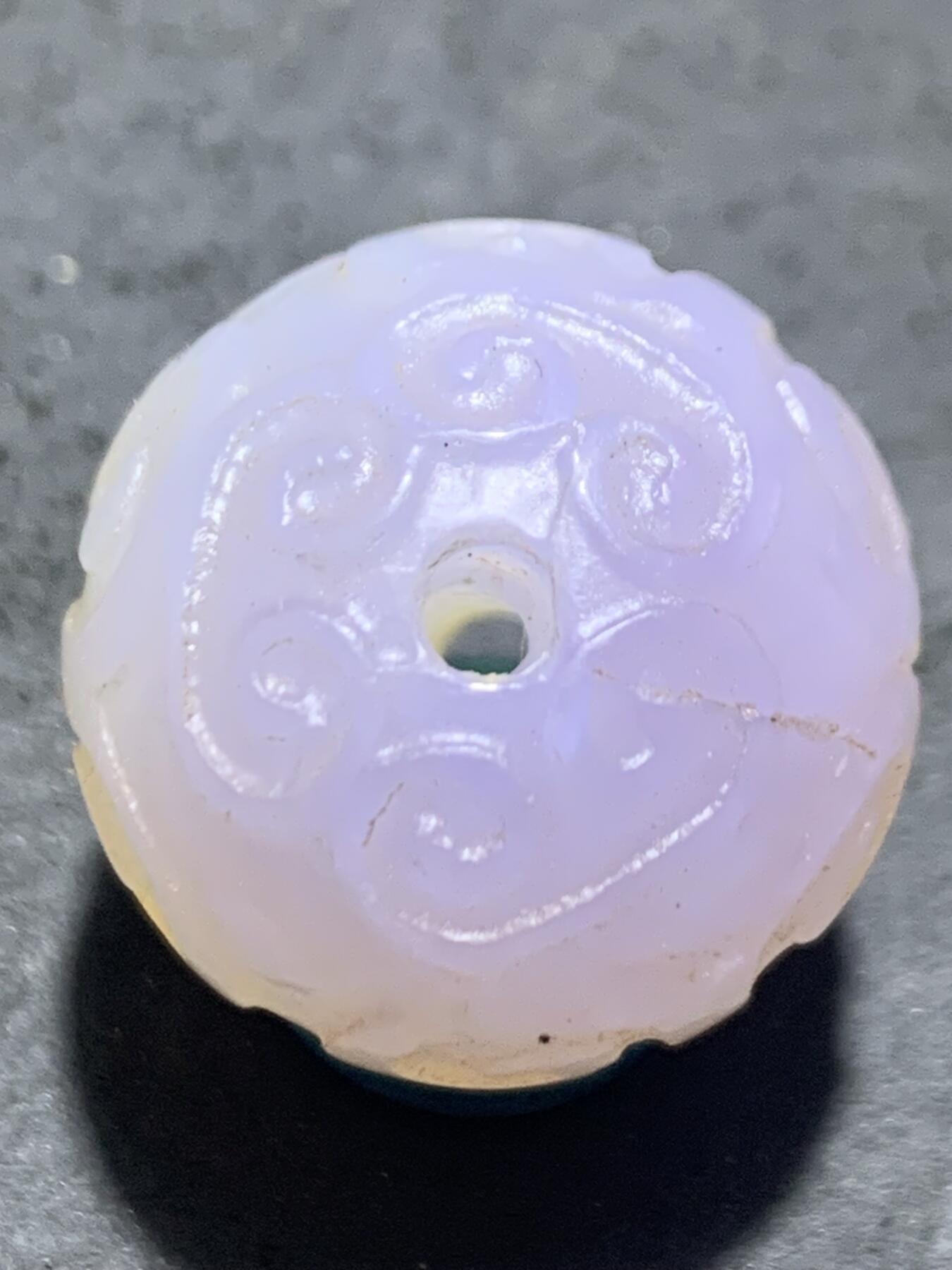 稀有紫罗兰高冰荧光润料玛瑙2.0通货回纹珠一颗，