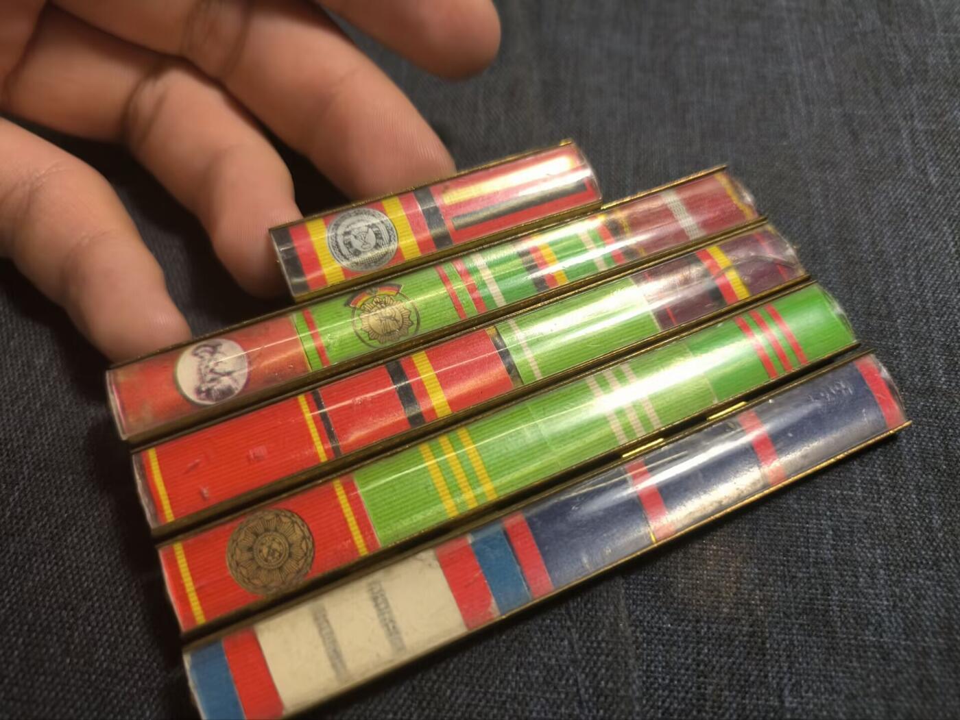罗岚⭐爱藏⭐精品国庆假期专拍-分享拍场赚佣金 民主德国参与二战功勋人民警官联排-国家荣誉 革命老战士 人民军二十周年 荣誉警察勋章等