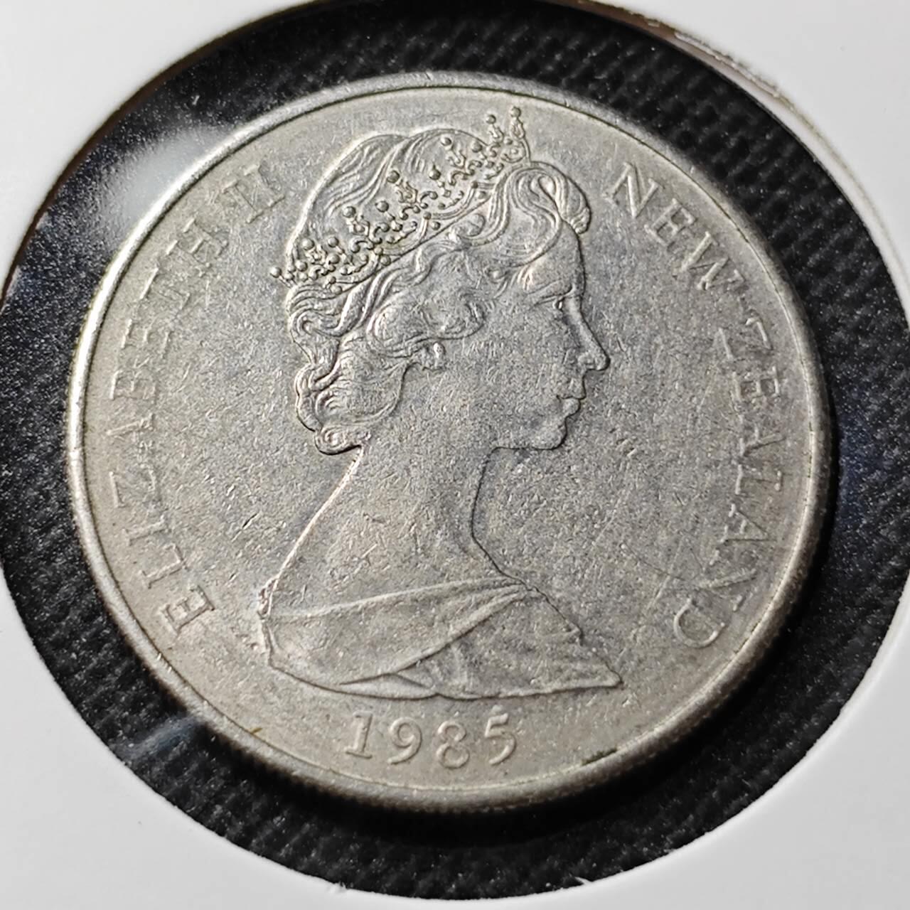 KK钱币收藏小铺 第352场 2月预留时间 周末发货  1985新西兰10分 加拿大代铸 浅雕版
