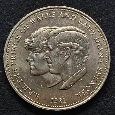 【全场包邮】纯粹捡漏拍464场 - 英国1981年1克朗查尔斯戴安娜世纪婚礼克朗型纪念币