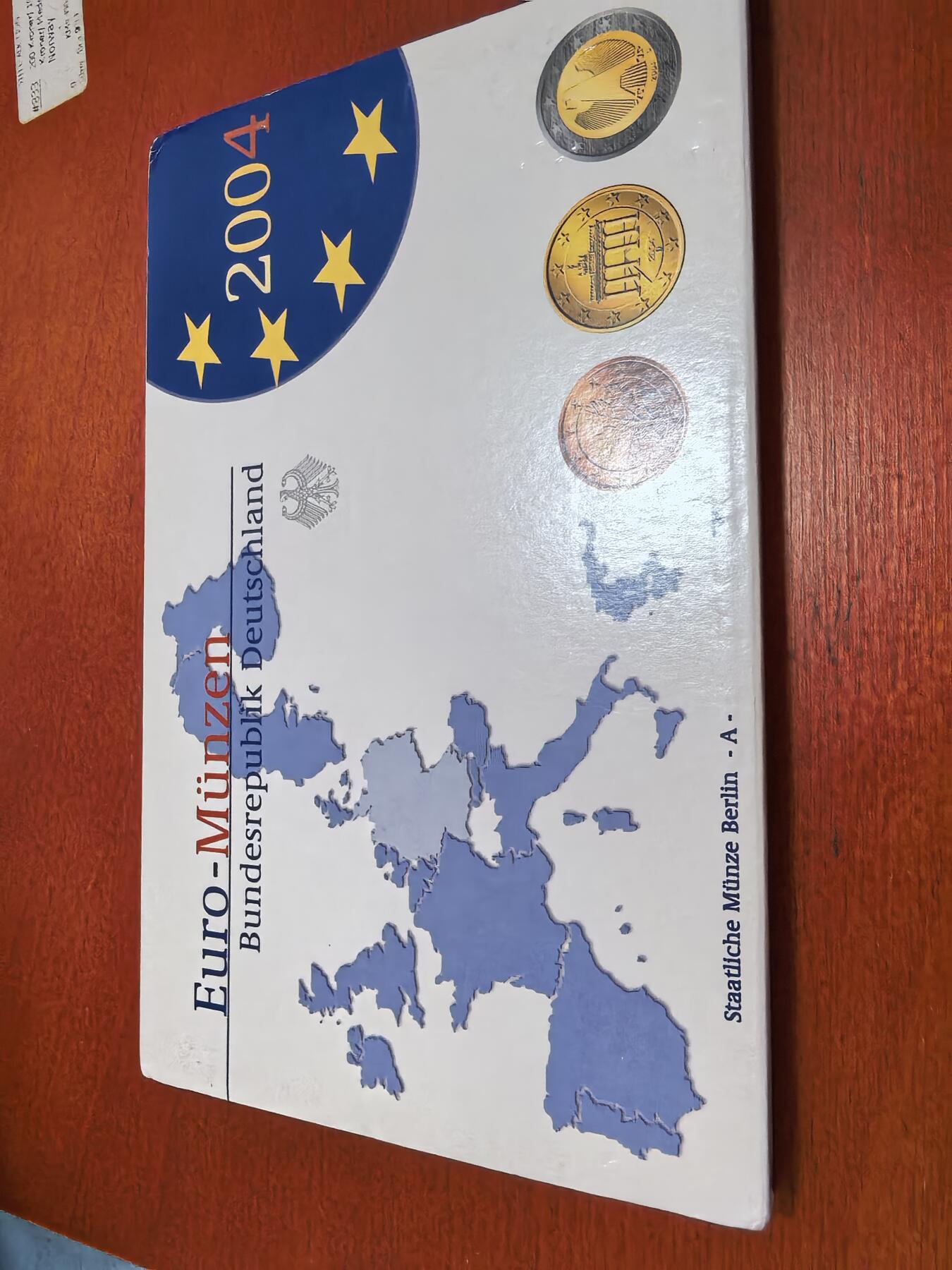 长老汇蛇年精选第五十六场拍卖 2004A德国欧元8枚精制套装，含外纸