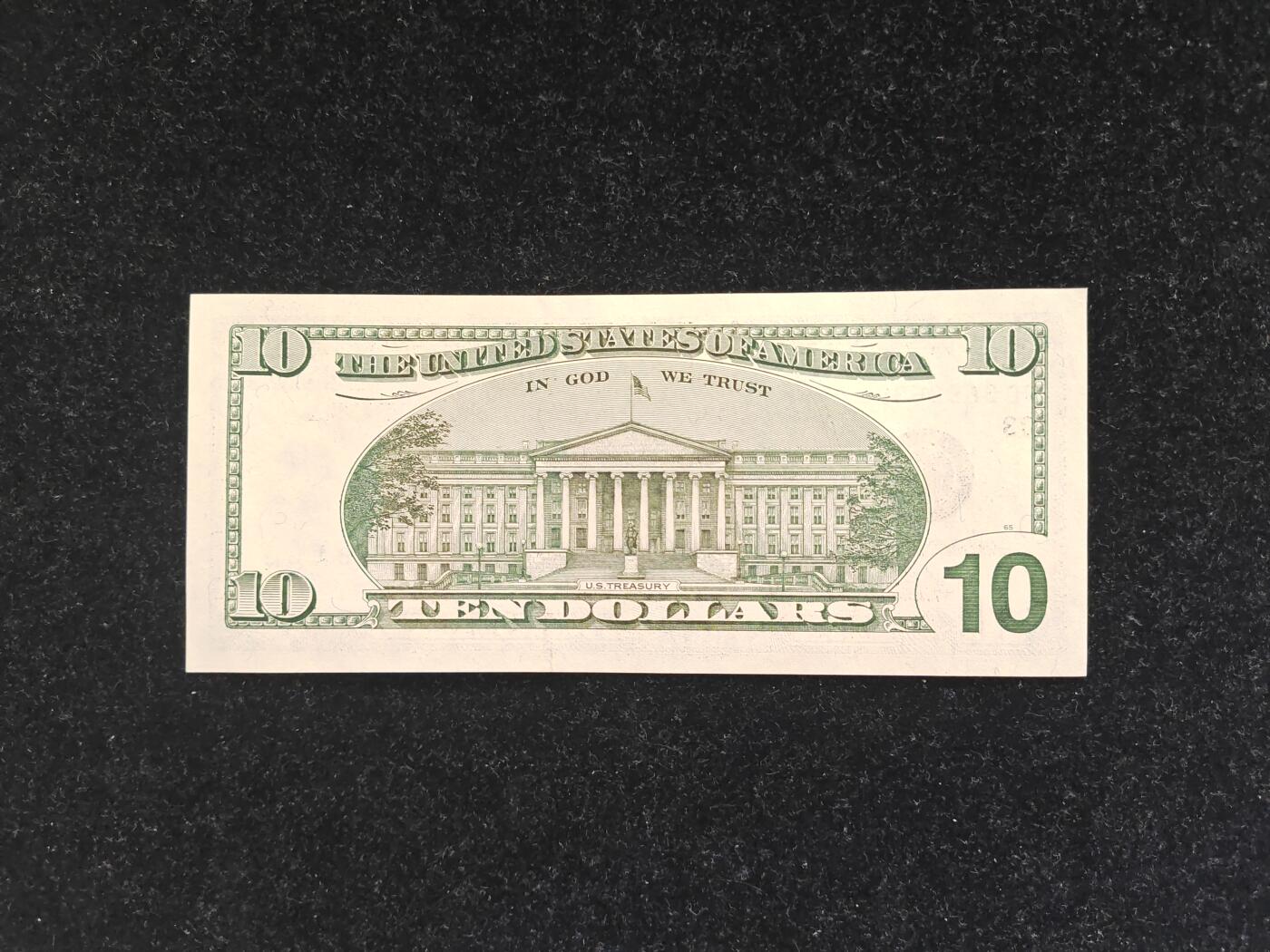 美国 1999年 首发年份 大头版 10美元 C区首发A冠 无47 UNC 微瑕（头像上一处纸张褶皱 见图三）
