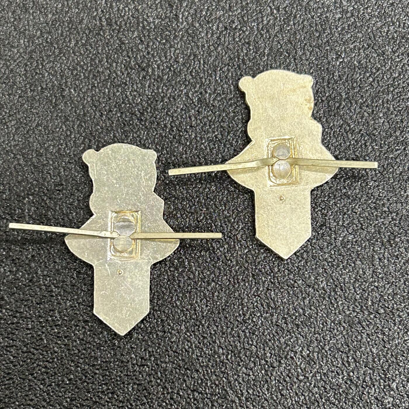 西秦中古拍卖第六十一期 乌克兰早期边防军领章