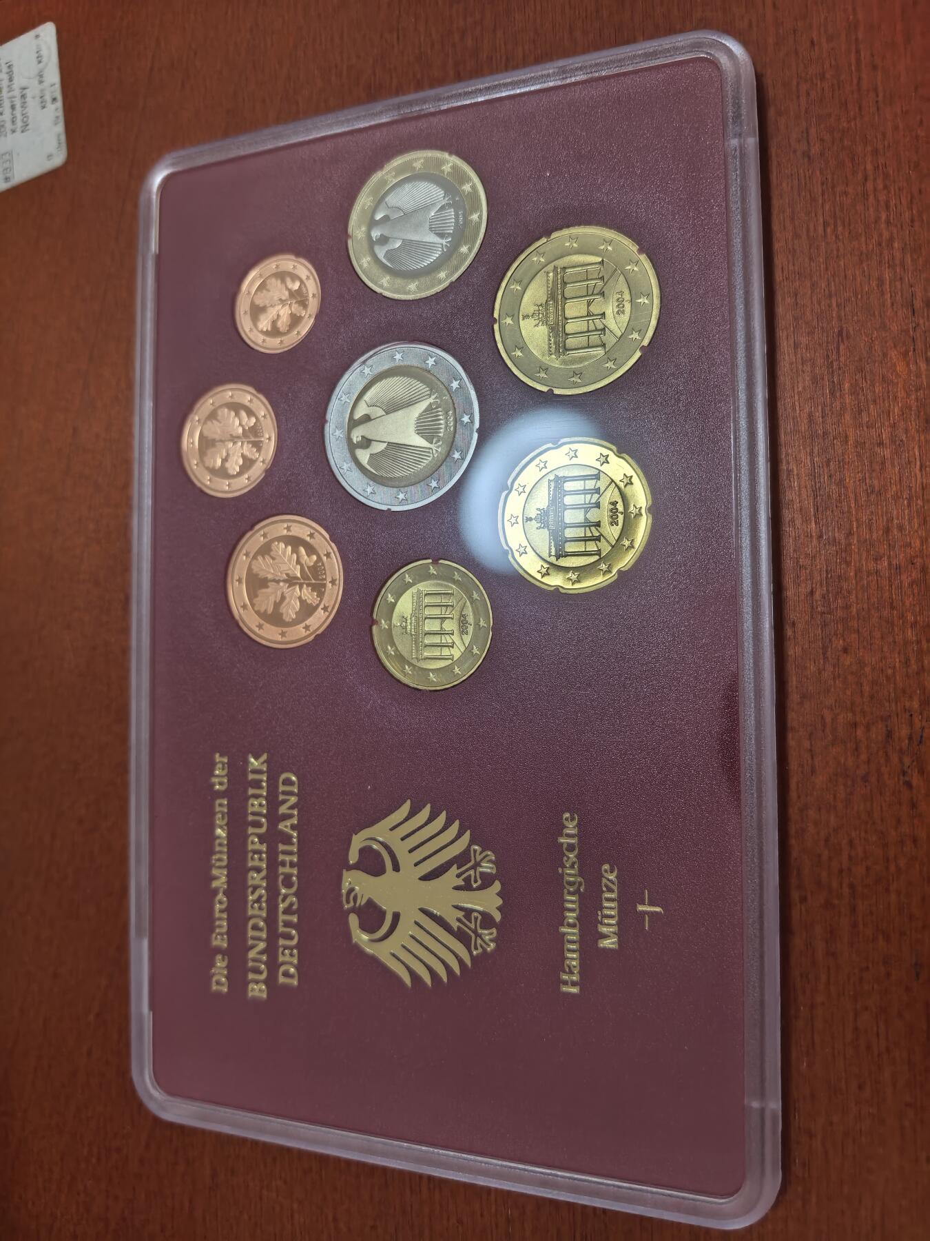 长老汇蛇年精选第五十六场拍卖  2004J德国欧元8枚精制套装，含外纸