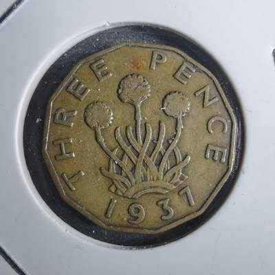 沼泽如烟--第858场 - 英国1937年3便士