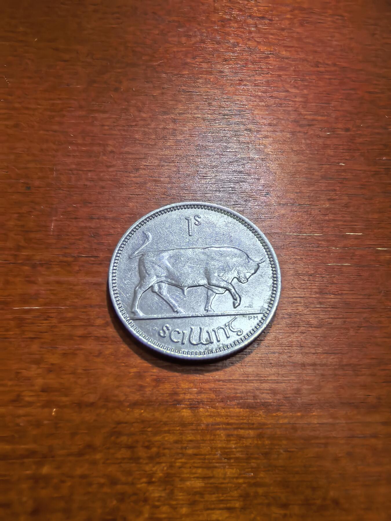 长老汇蛇年精选第五十六场拍卖 1942爱尔兰共和国公牛1先令银币，5.66克750银（2）