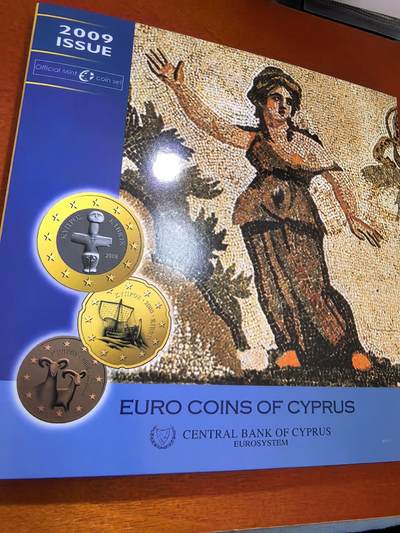 长老汇马年精选第二场拍卖 - 2009塞浦路斯9枚欧元套币，卡装，面值5.88欧元，1.5万套，克书60美金