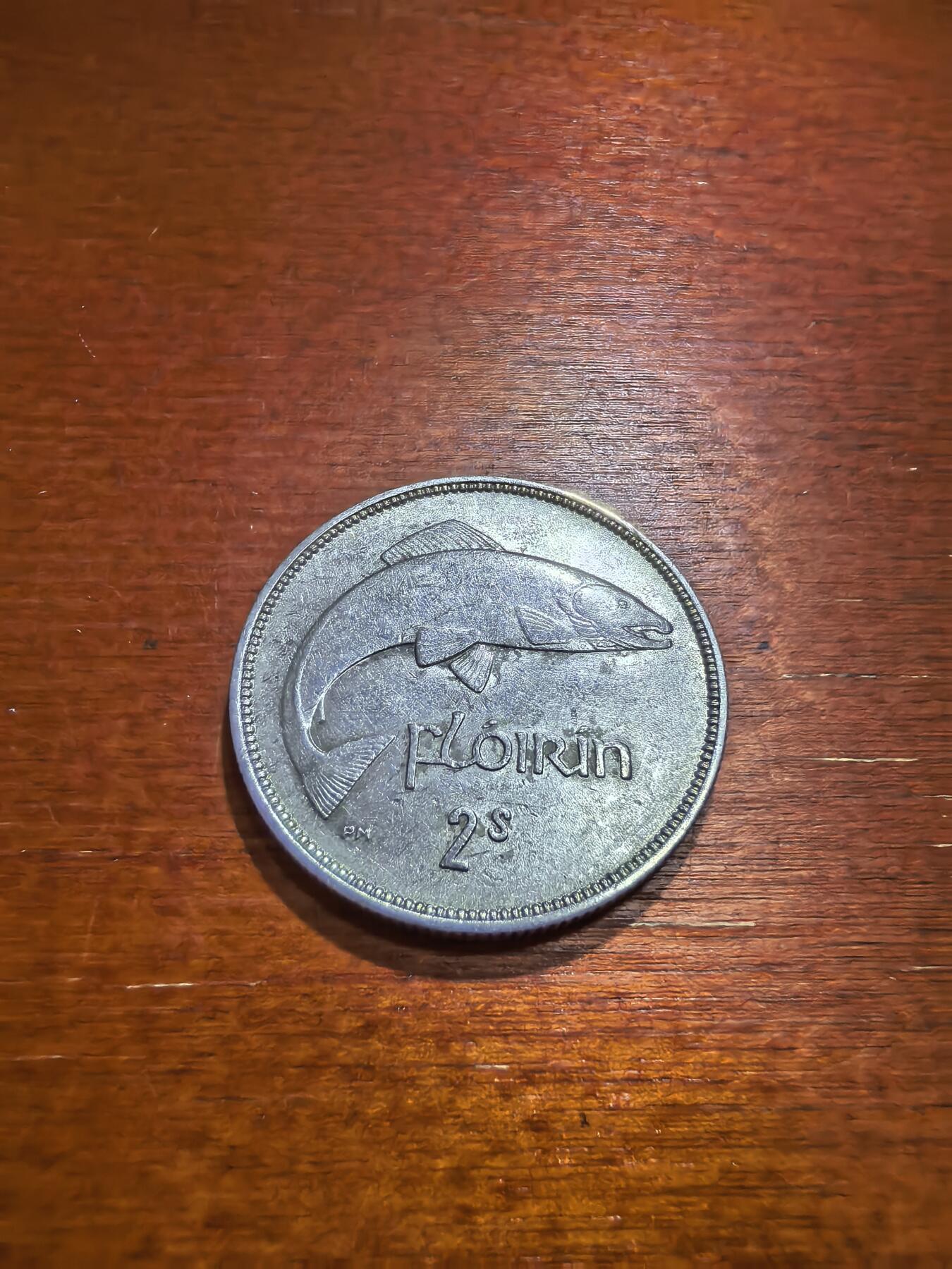 长老汇蛇年精选第五十六场拍卖 1942爱尔兰共和国鲑鱼2先令银币，11.31克750银