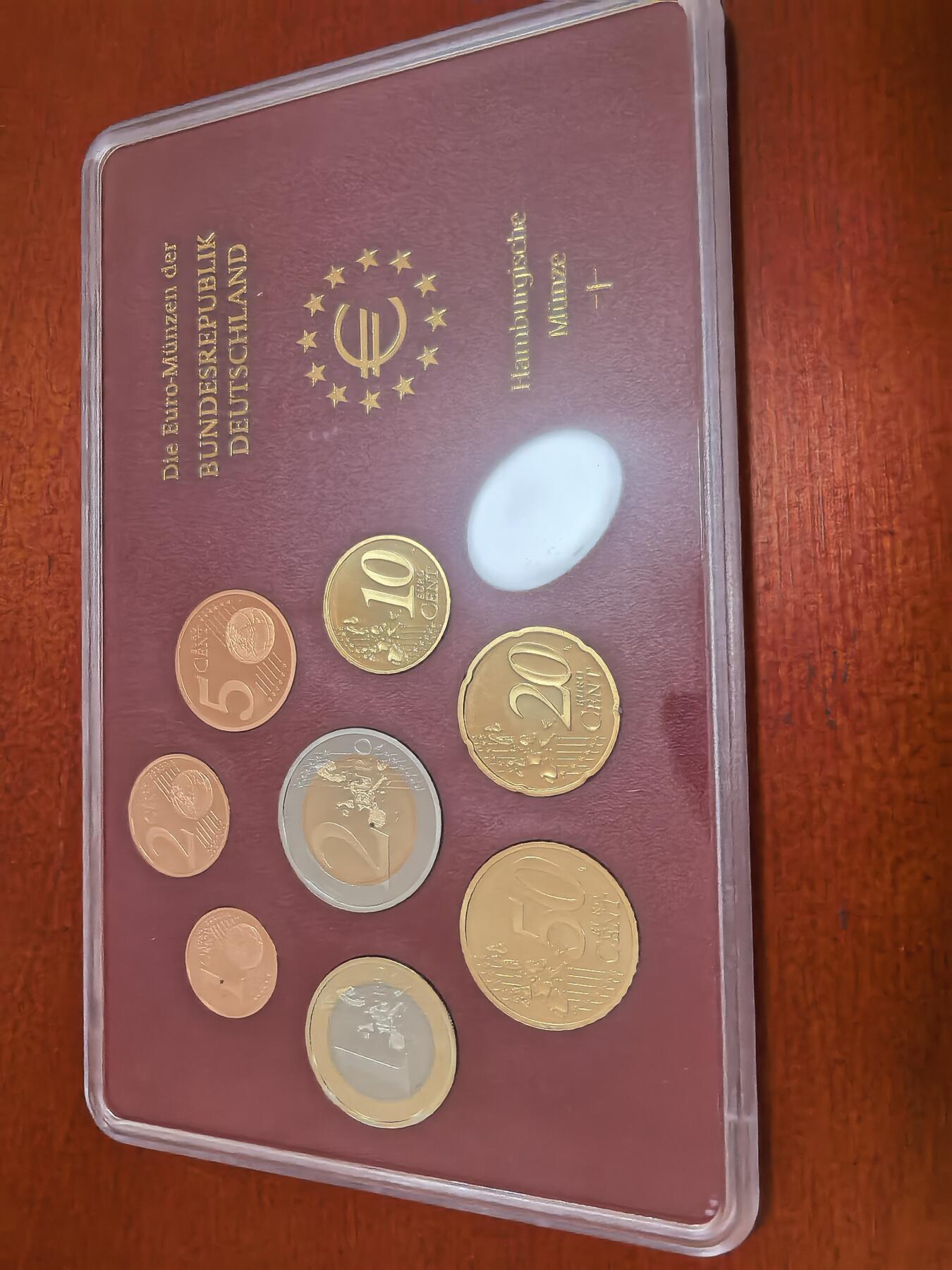 长老汇蛇年精选第五十六场拍卖  2004J德国欧元8枚精制套装，含外纸