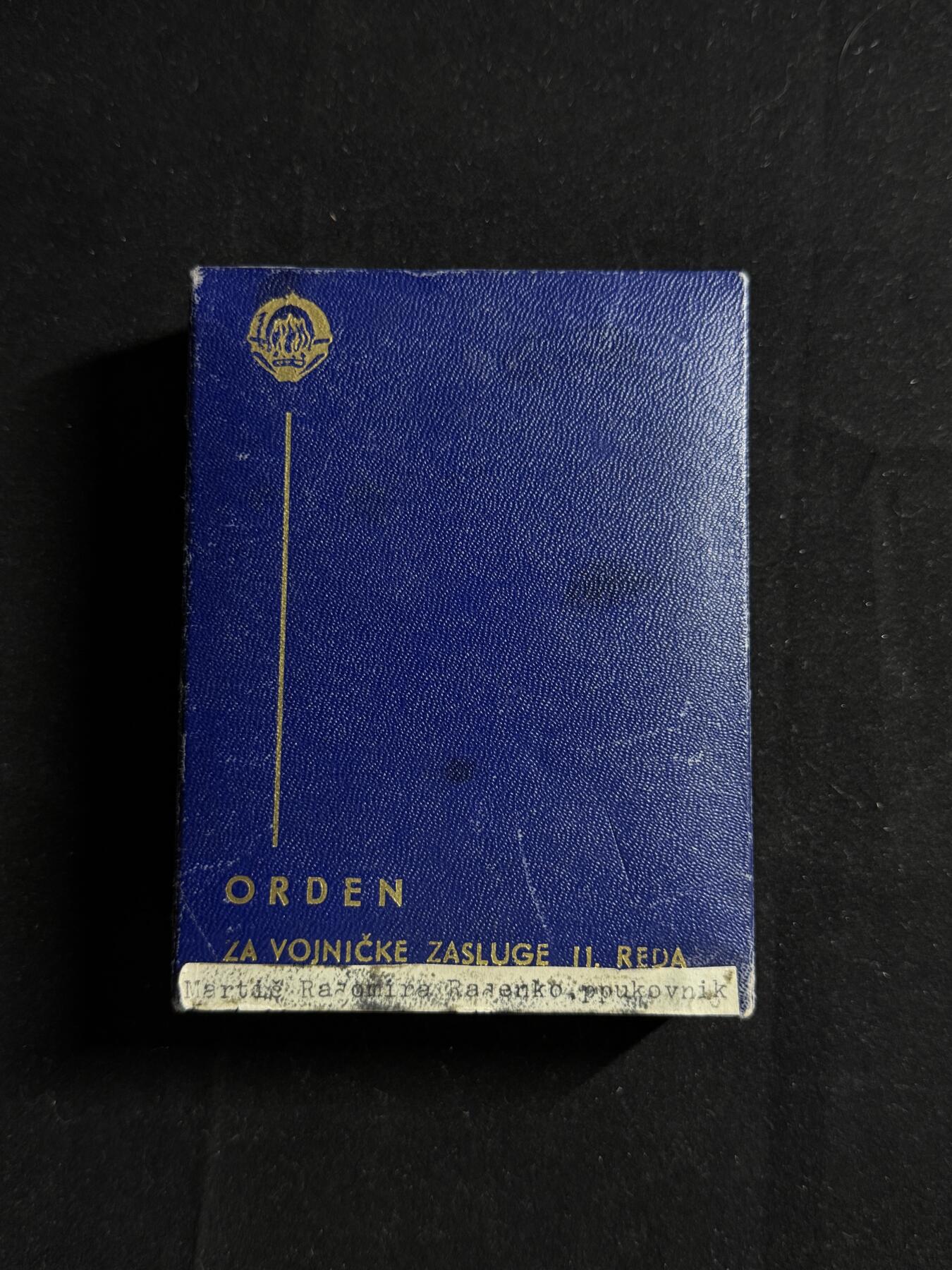 双节同庆！铭记历史！以史为鉴！戎马世界章牌大赏第106期 南斯拉夫二级军事功勋勋章，授予南斯拉夫Mertič Razomira Rašenko.ppukovnik（ 默蒂奇·拉佐米拉·拉申科）上校，带盒