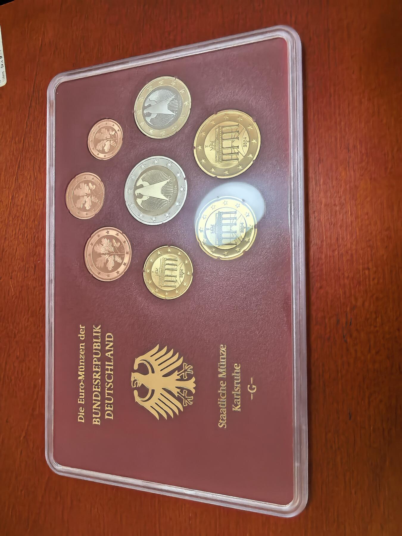 长老汇蛇年精选第五十七场拍卖  2004G德国欧元8枚精制套装，含外纸