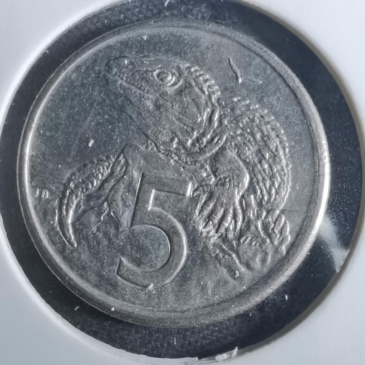 沼泽如烟--第860场 新西兰1982年五分