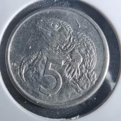 沼泽如烟--第860场 - 新西兰1982年五分