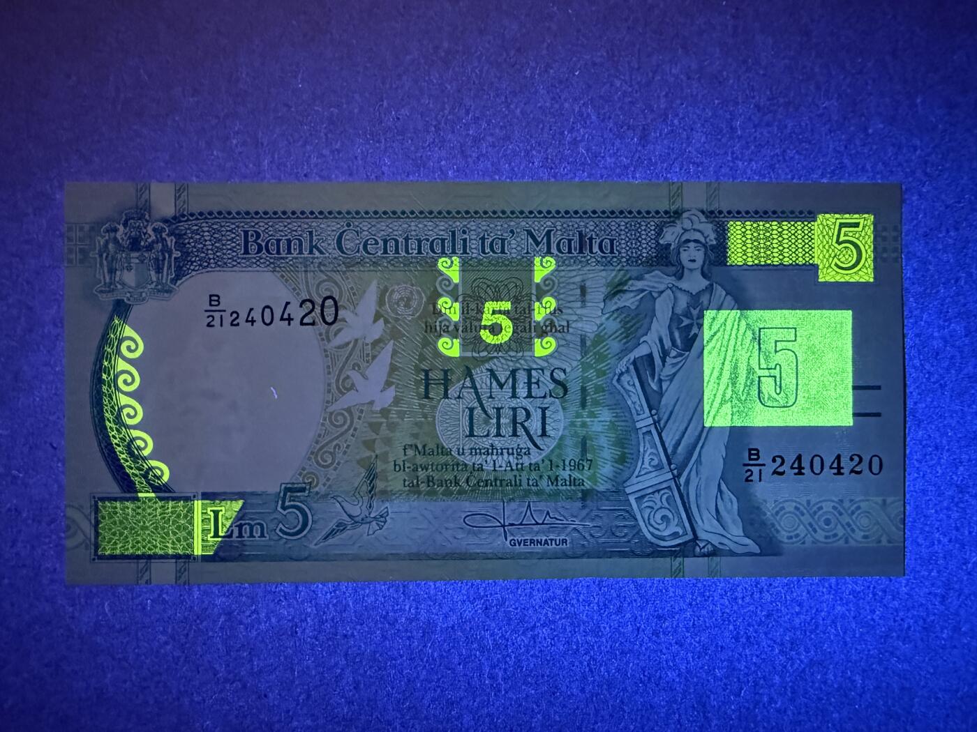 《艾美收藏》第214期-10.7周二国庆外币超白金场 马耳他5里拉 UNC 1994年
