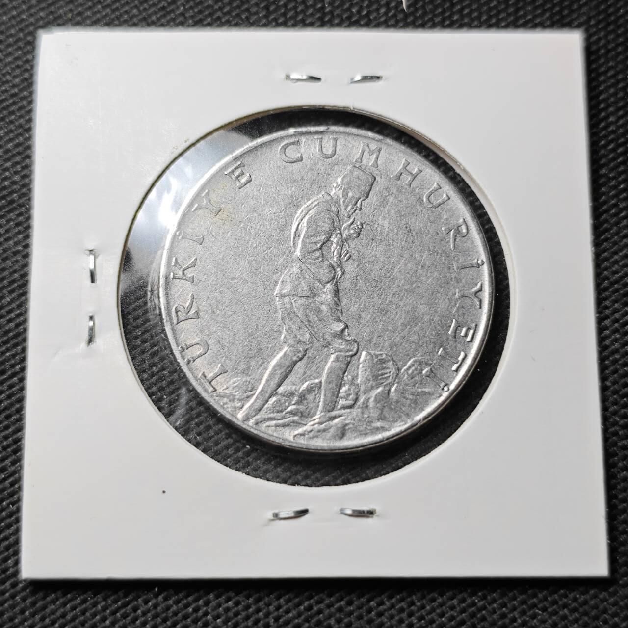 KK钱币收藏小铺 第354场 2月预留时间 周末发货  1967土耳其2.5里拉