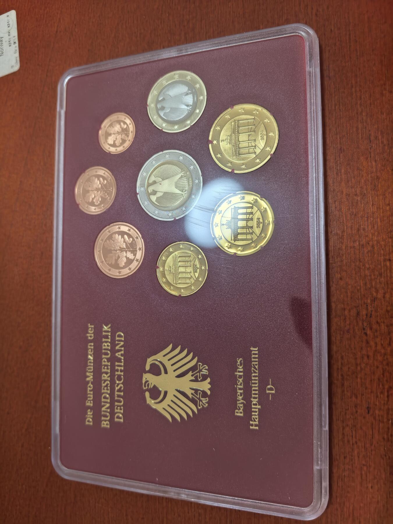 长老汇蛇年精选第五十七场拍卖 2004D德国欧元8枚精制套装，含外纸