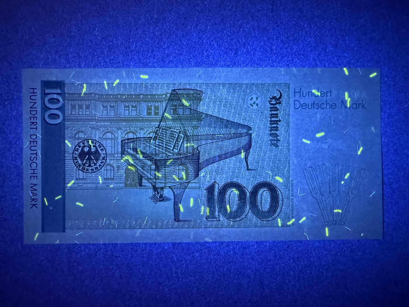 《艾美收藏》第214期-10.7周二国庆外币超白金场 德国100马克 UNC 1989年 克拉拉 无4