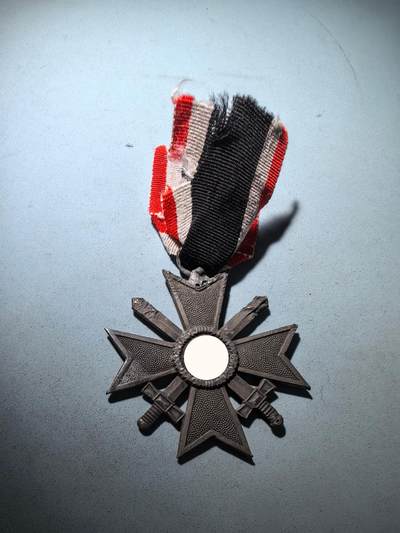 盛世勋华——号角文化勋章邮票专场拍卖第282期 - 德国（1939）二级佩剑战功十字勋章