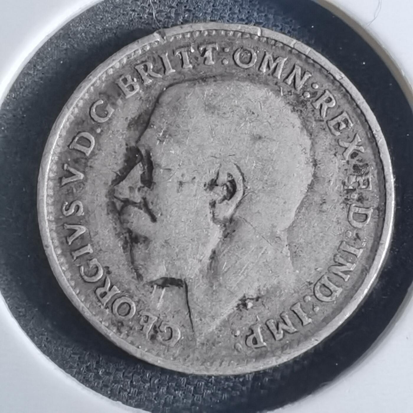 沼泽如烟--第861场 英国1918年3便士银币