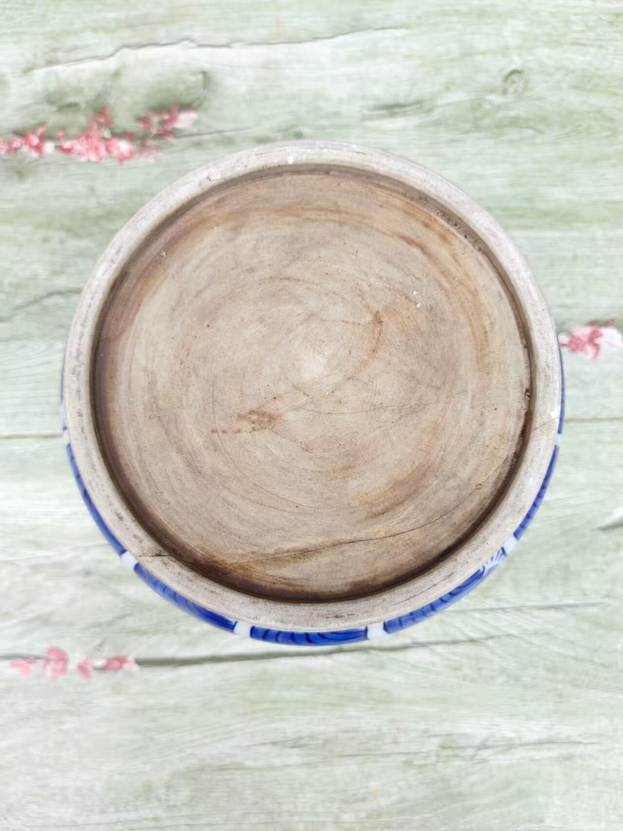 清代青花釉里红卷缸，器型好，画工好，很好的收藏标本