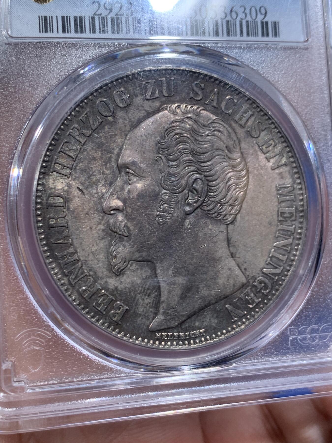 《竞宝斋》第425场 周日，周一  2场连拍 （全场包邮） PCGS MS62 德国 1854 萨克森-梅宁根1854年伯恩哈德二世 2泰勒37克多的大银币 稀少品种 细节包浆都不错 62分中的战斗机