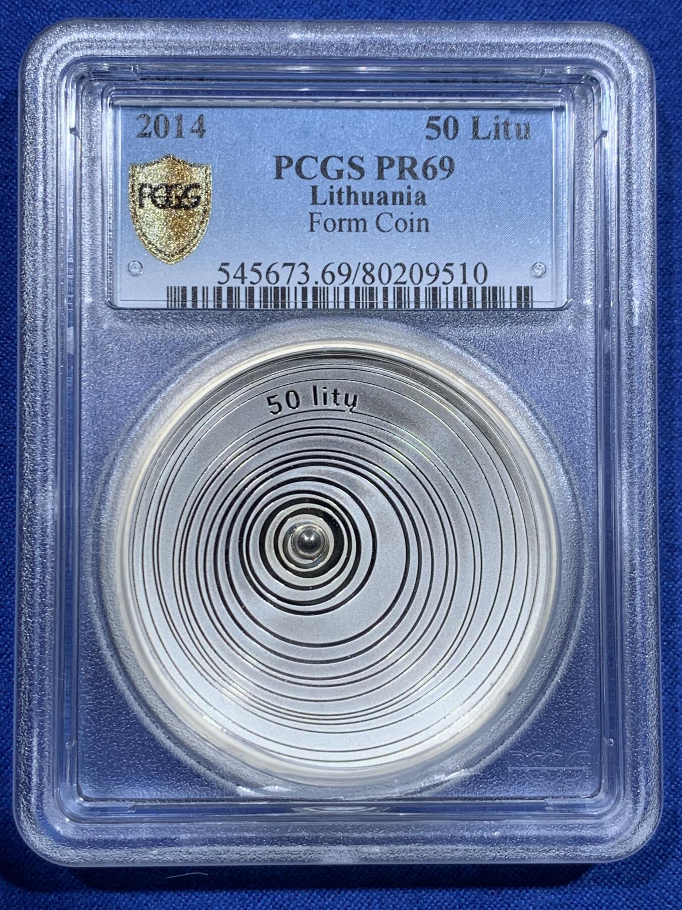 《竞宝斋》第425场 周日，周一  2场连拍 （全场包邮） PCGS PR69 立陶宛2014年最后的拉特弧形镶嵌银珠50拉特精制纪念银币（波罗的海货币绝唱！28.28克重，925银，43MM，限量发行3000枚，斩获2015年度硬币之星最佳银币第一名及原创技术第二名）加厚盒