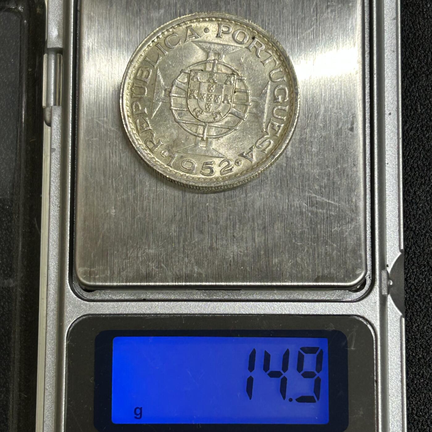 西秦中古拍卖第六十一期 澳门1952年5元银币