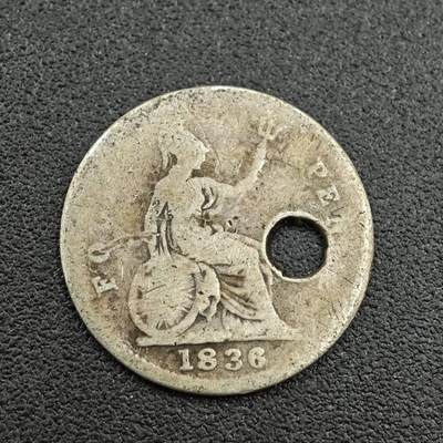 【淘币小摊】限时拍第七百五十九拍  国庆10连拍 小银币场 外出13号发货 满百包邮可预留两周  周一统一发货  - 英国1836年威廉四世4便士银币有孔